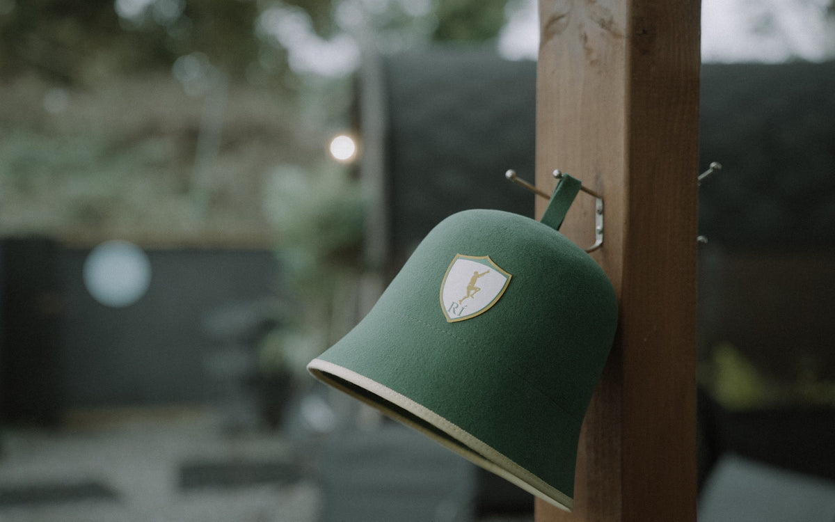 The Rí Sauna Crown hanging on a hook outside the sauna at Loch Rí